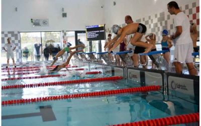 Klub Pływacki Rekin zorganizował zawody o Puchar Burmistrza